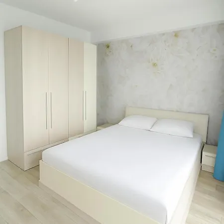 Mamaia Lake Residence * Mamaia